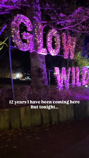 I wasn’t expecting that… We have been visiting Glow Wild @wakehurst_kew since it very first started 12 years ago. Every year the boys are older and they enjoy different bits of the display but there was one new addition this year which blew us all away! For me our trip to wakehurst is the start of Christmas and it’s always been a real treat! We absolutely LOVED this year’s display especially the incredible animals and the light display what unbelievable! Thank you to Wakehurst for inviting us on