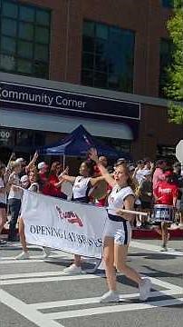 Braves players parade through The Battery #openingday #atlanta #baseball