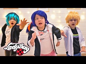 Ball scolaire pour Ladybug - Nouveau défi superhero avec des amis