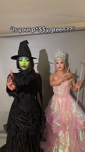 You might be suprised but theres a blackwoman under this green paint🤣💚 #wicked