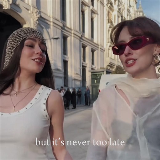 the most iconic and cutest friendship ⭐️💌 @Bea Carpio @Emma Geikie #paratiii #foryourpage #dorothea #friend #bestfriend