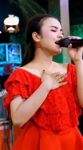 Bunga Dahlia - Tasya Rosmala | Adella Dangdut Koplo Performance