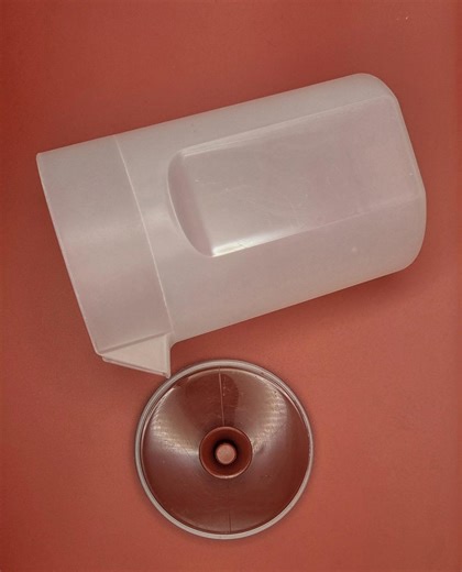 Mini pichet à boisson 1681 Tupperware des années 80, 18 oz, rouge transparent - Etsy France