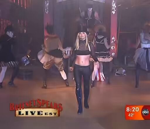 🚨”Circus” sexto álbum da Britney Spears, ultrapassa 2 bilhões de streams, sendo o 2º álbum da artista alcançando a marca.