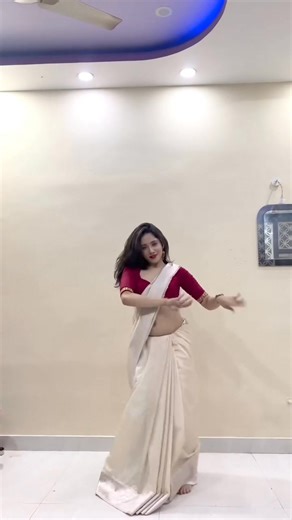 Her dance ✨🥹💃 | Ms.Elachi