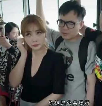 Funny clip! Beautiful lady fart in public bus