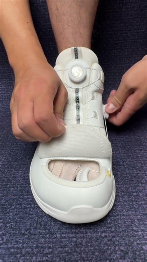 This Recovery Shoe Makes Walking After Injury So Much Easier 🤯