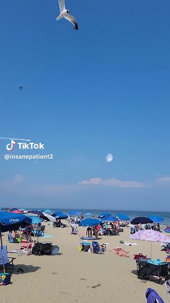 Moon hit by Meteor CAUGHT ON CAMERA #VFX | moon gets hit by a meteor