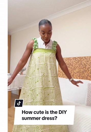 Made in a few hours. Can never go wrong with a maxi dress on holiday 😍 . . . #sewingwithkim #kimdavedesigns #independentfashiondesigner #sewingenthusiast #kimdave #sewingtiktok #diyfashion #kdivas