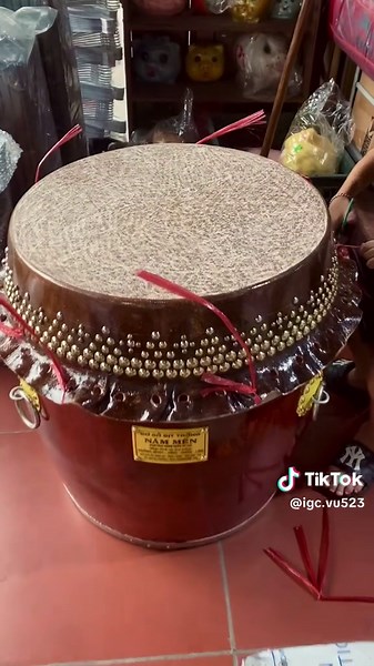 Trống và Vũ Điệu Lân: Xu Hướng Thú Vị