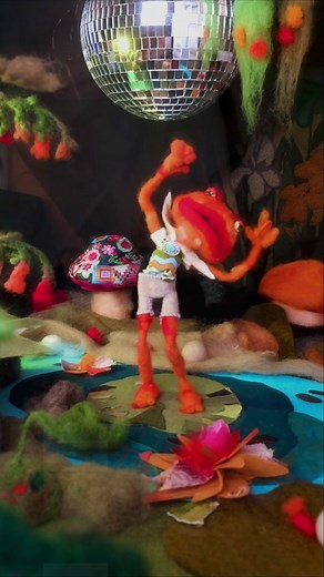 Dancing Frog Stop Motion Animation