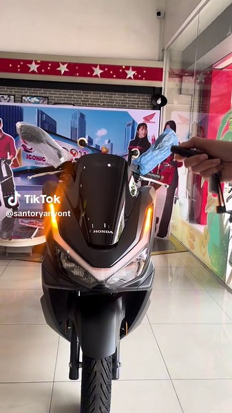 PCX 160 ABS Review: Features and Performance