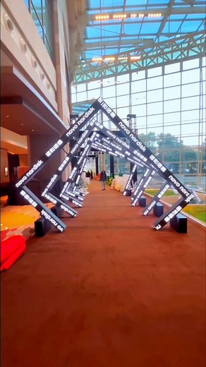 4.8K views · 46 reactions | USA Strip led screen sign #screen #display #panel #media #ledscreen #leddisplay #ledwall #billboard #sign #factory #bigscreen #video #led #background #stage #bigscreen #floor #design #sign #usa | Apollomi LED Screen Display Factory | Facebook