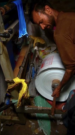 Manufacturing High Quality Plastic Shopping Bags in a Local Factory