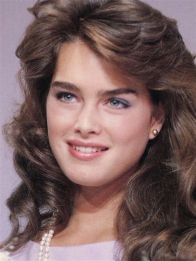 Brooke Shields: Iconic 80s Beauty and Model