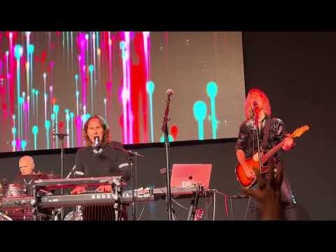 The Orchestra Staring ELO and ELO Part II Former Members LIVE “Livin’ Thing” 9-27-2025