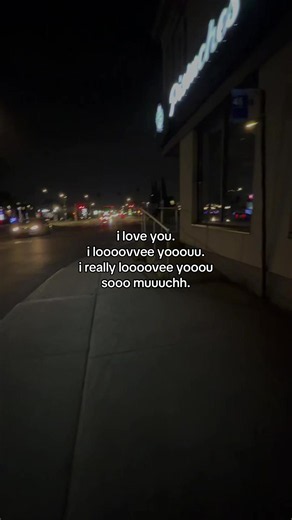 I love you so much — romantic message ideas