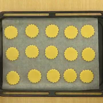 材料4つで簡単手作り！基本の型抜きクッキーの作り方 | デリッシュキッチン