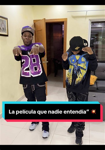 “Matrix casi no existe” 😳 #Matrix #KeanuReeves #HistoriasDeCine #CineOculto #HollywoodSecrets