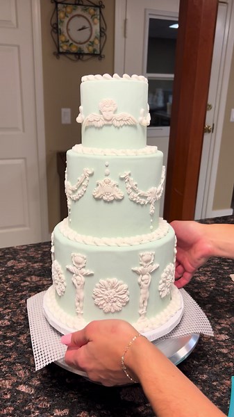 Elegant Wedding Shower Cake Finale Revealed