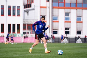 Leeds to beat six clubs including West Ham and Wolves in Roca race