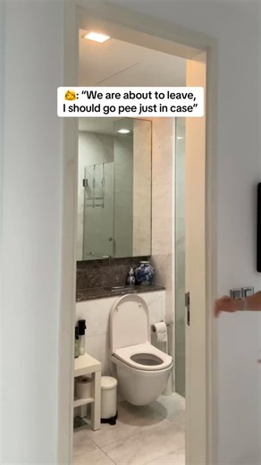 Doctor Sadovskaya on Instagram: "Going to the bathroom “just in case” before leaving may seem like a harmless habit. But for the bladder, it can actually be harmful. The bladder is a muscle–nerve organ. Normally, it fills up, the nervous system registers the volume, and only then does a real urge appear. At that moment, the bladder and the pelvic floor muscles work in coordination. When we regularly go to the toilet without a real urge, the bladder empties at too small a volume. Over time, the n