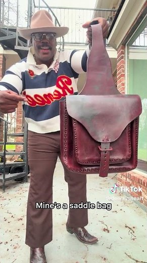 How to Style a Leather Saddlebag | Elevated Travel Look