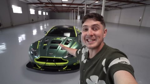 Selling the cheapest supercar project