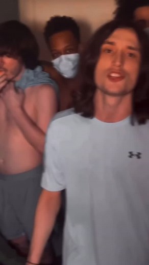 Lil s | 🎶half a 📦 for a feature that’s a 40 when I pebble it I hit the strip and I treble it 🎶 gangsh!t Fuk D 🐀 Fuk D 👮‍♂️ remember dis one ☝🏻... | Instagram