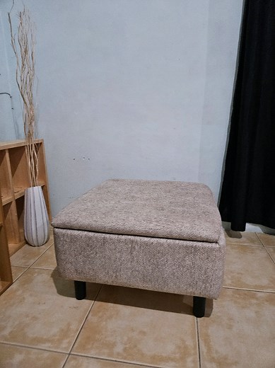 DIY Upholstered Storage Bench: Craft Your Own
