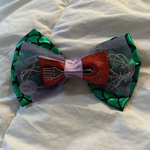 Disney Parks Authentic Interchangeable Ariel bow for Disney ears lights up