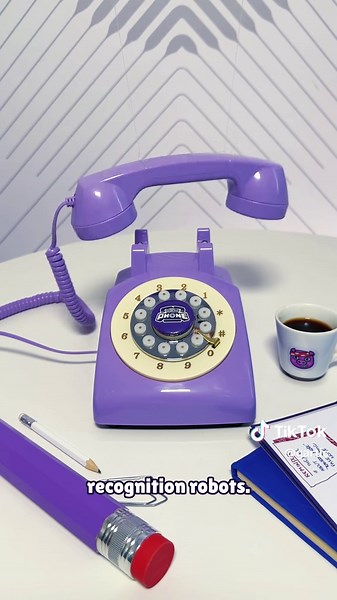 New episode of Gartic Help Line just dropped 📞 This time, our little phone tackled one of the BIG questions: 👉 “Why doesn’t the GarticBOT reveal the answers when no one gets it right?” Turns out the BOT is not being mysterious on purpose, watch the video and you’ll get the full story. #GarticHelpLine #GarticPhone #GarticBOT #FAQGartic #OnlineGames