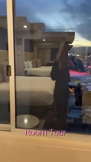 Off to Las Vegas for the Wedding MBA conference!💍✨ . . Timeline Genius fly_cid theweddingmba . . #iowawedding #iowa #iowaphotographer #wedding #iowabride #iowaweddingphotographer #iowalife #midwestwedding #weddinginspo #engaged #bride #iowagirl #bridetobe #iowagrams #engaged #iowaweddings #soireeiowa #weddingplanner #weddingplanning #weddingstylist #iowaweddingplanner #iowarealweddings #wediowa #communityovercompetition | Soirée Wedding Planning