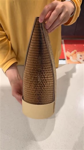 Leo on Instagram: "Creative Honeycomb Paper Packaging That Protects & Impresses Eco Packaging Solution Using Expandable Honeycomb Paper Honeycomb Paper Packaging for Glass, Bottles & Fragile Items#giftbox #custom #package #packaging #paperbox #boxes #packagingideas #honeycombpackaging"