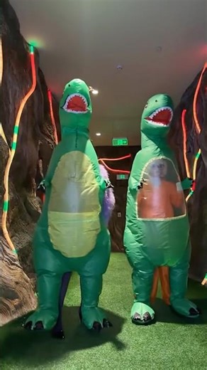 Nick & Judy Dance Battle! 🦊🆚🐰 Who Won?? #dance #zootopia2 #funny #disney #shorts #judyhopps