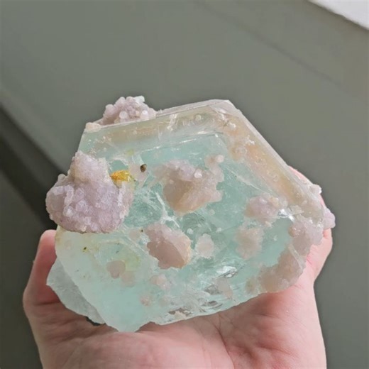 Cybermineral | NFS - Beryl var Aqua Morganite with Lepidolite and Microlite, Pech Nuristan, Kunar Province, Afghanistan http://www.cybermineral.com 12.2... | Instagram