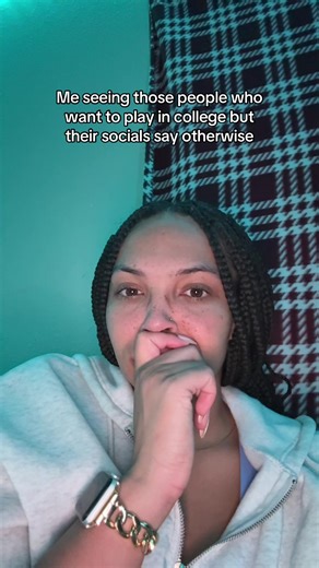 Like why are you 16 posting red solo cups at a party #college #athlete #sports #d1 #socials