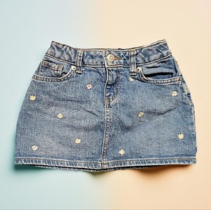CAT & JACK  Blue Denim Skirt With Embroided Flowers All Over It.Size XS 4/5.