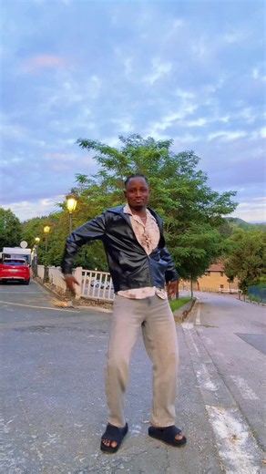 Vidéos de engagé domou sam sam (@engage770) avec son original - •𝐁𝐋𝐀𝐂𝐊•𝐒𝐏𝐀𝐌🇸🇳🫅🏿•✪
