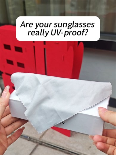 This is a pair of multifunctional color-changing sunglasses for sun protection during the day and glare protection at night#photochromiceyeglass #tiktokshop #polarizedsunglass #photochromic #eyecare #uv #running #outdoors #fyp