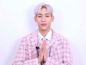 1.7K views · 425 reactions | Bambam က Jaebeom ပြီးတယ် (ဒုတ်ပြီးဓားပြီးမဟုတ်)藍 တချိန်လံုး meme တွေပဲ ရှာနေလား မသိဘူး Music Show မှာတုန်းက မလုပ်ပြလိုက်ရတဲ့ Ending pose လေးက ဒါပါတဲ့နော်藍 Video crd to op | GOT7 Calling Ahgase Name | Facebook