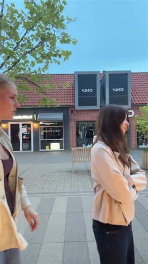 Sofia: Ikke spark Amalie — hvordan tale med børn om grænser