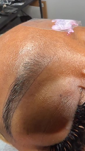 Beautiful ombre brows | Nicole Scott