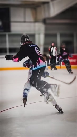 eyesHOCKEYspot | 🚨 Reverse Hit Alert with prime Nasher! - 🎥 @thenasher61 | Instagram