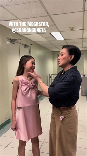 My Nanay is a Sharonian since she was a kid and I’ve seen her watch her movies on YouTube again and again. Bituing Walang Ningning is one of her favourite songs so getting the chance to sing it in front of our Megastar, @Sharon Cuneta is a dream come true for both of us. It was also nice to meet Tito Jed Madela and I had a chance to do a Pinoy Pride Medley with him on @ASAP and lovely to meet ate Miel Pangilinan ❤️. Thank you Nanay, Neneth Lyons for teaching me how to pronounce Tagalog words and