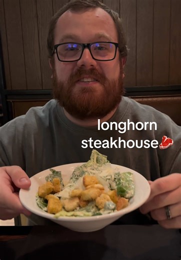 Longhorn Steakhouse vs. Texas Roadhouse: The Ultimate Comparison