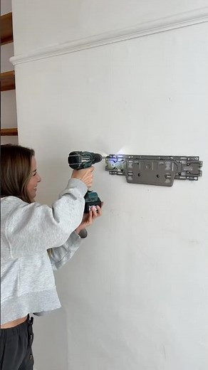 Wall Mounting LG’s stunning new G5 OLED for a clean, ultra-sleek setup.