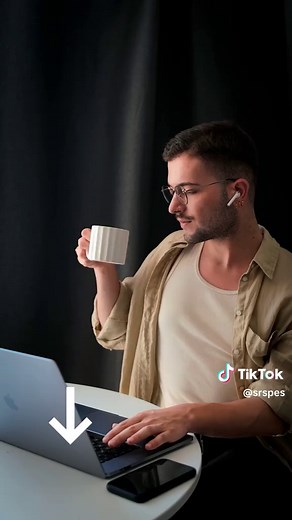 ¿Cómo funciona la etiqueta head? . . #HTML #coding #desarrolloweb