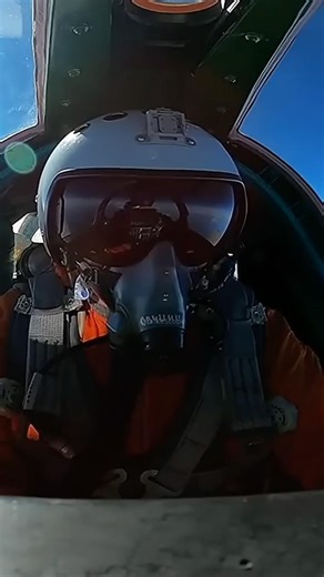 How Pilots Stay Awake During Long Missions