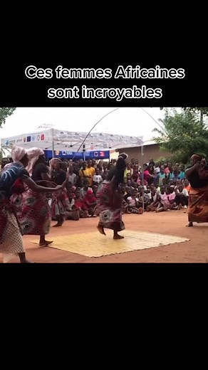 Juste de l’art #dances #african #afriquehumour #dansetiktok #traditionalart #amazing #cotedivoire🇨🇮 #congolaise🇨🇩 #ivoire_humour🇨🇮🇨🇮 #cameroun #art #danse #dance #senegalaise_tik_tok